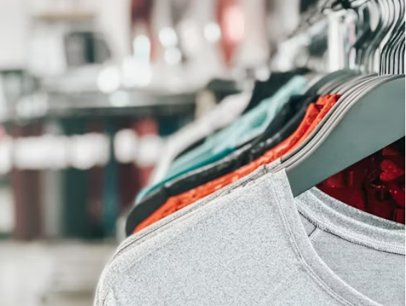 Is Lululemon’s Quality Dropping? Customers Say Yes