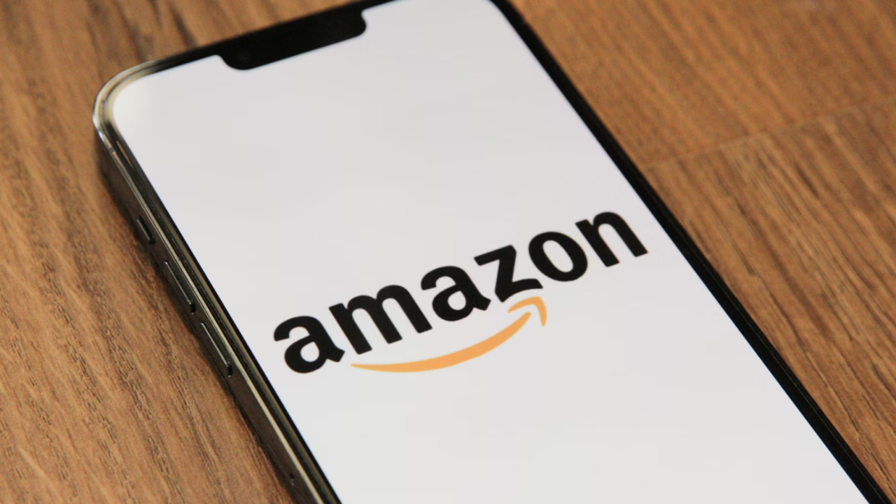 I Secretly Wore a $7 Amazon Jacket to a Luxury Store—Here’s How Employees Reacted